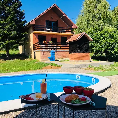 Fruska Pool House Holiday home *