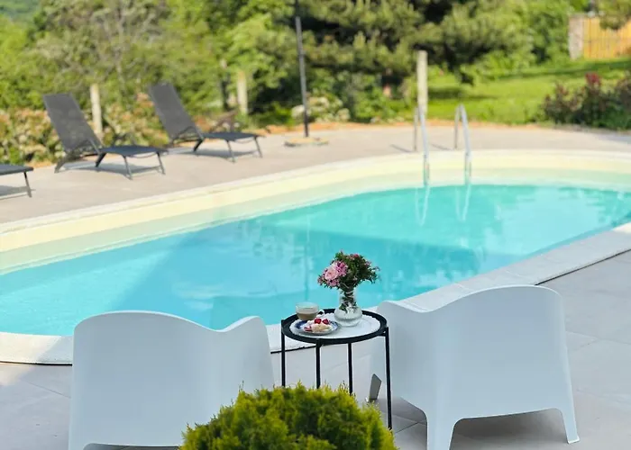 別荘 Fruska Pool House Sremska Kamenica