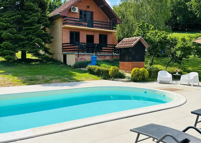 別荘 Fruska Pool House *